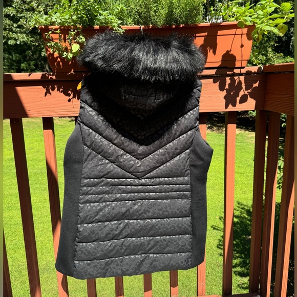 Michael Kors tunic length quilted vest - Picture 2 of 6